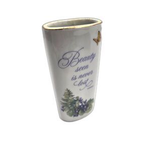 Treasury of Thoughts Porcelain Bud Vase Beauty Seen Is Never Lost Whittier Japan